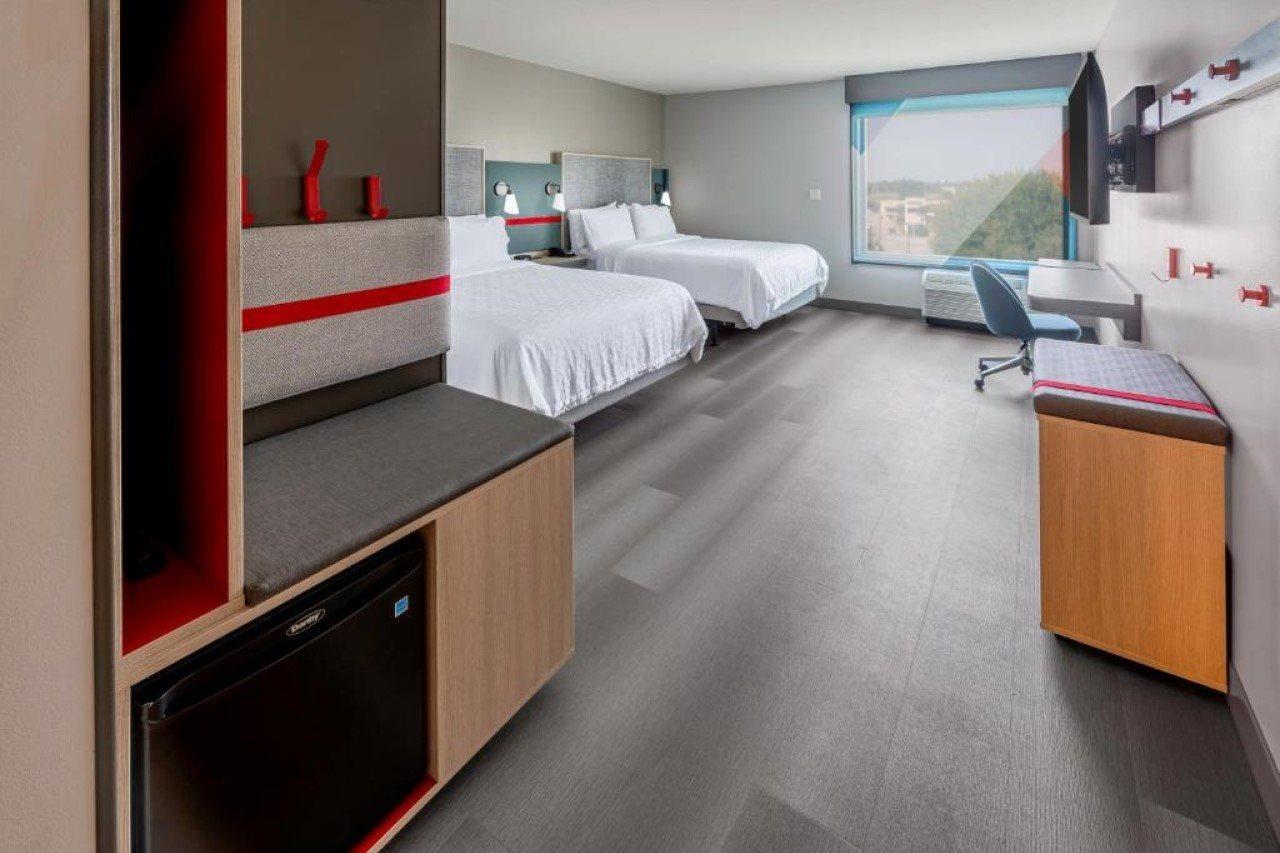 Avid Hotels Milwaukee West - Waukesha By Ihg Pewaukee Dış mekan fotoğraf